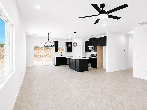 3rd image of 1032 Misa Ct