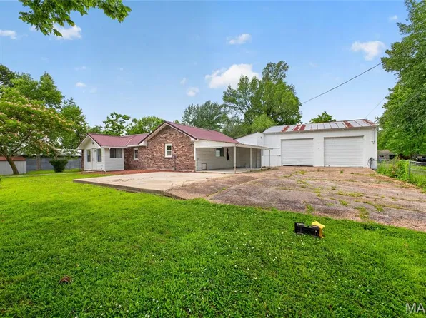 206 Lion St, Dixon, MO 65459