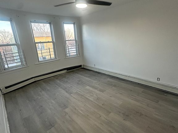 4th image of 45 Alder St #3SS
