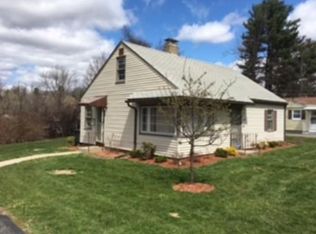 30 Prouty Ln, Worcester, MA 01602