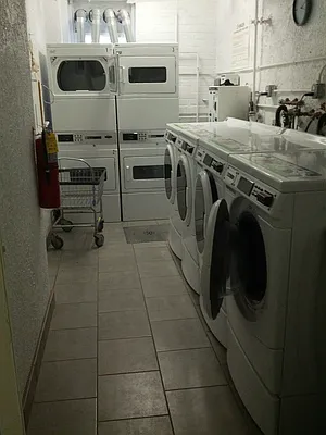 Sold by Georgine Podhorsky, LREB | media 4