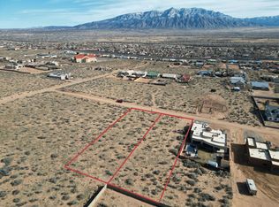 2203-2207 Chihuahua Rd NE, Rio Rancho, NM 87144
