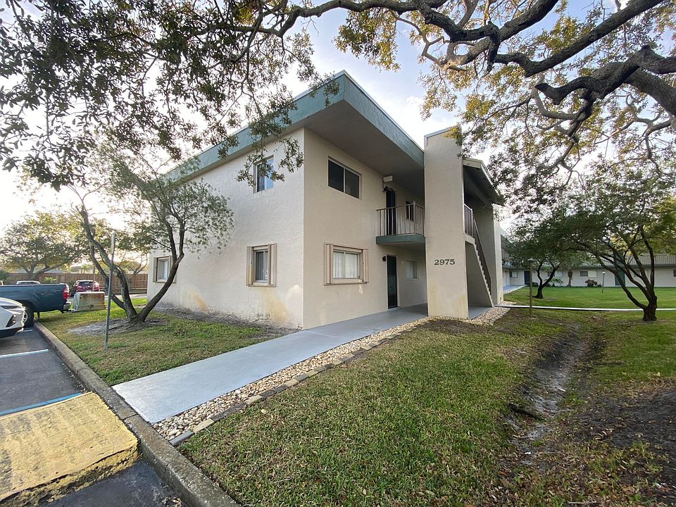 1st image of 2975 Thrush Dr APT 226
