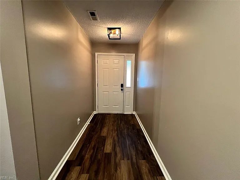 120 Misty Ridge Ln — Photo 36