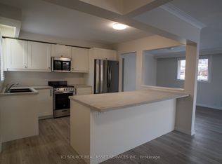 200 John St W #A, Bradford West Gwillimbury, ON L3Z 1J5