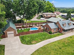 1 Ridgeland Rd, Country Club, MO 64505