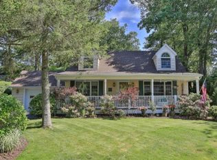 3 Greentree Rd, Stockholm, NJ 07460