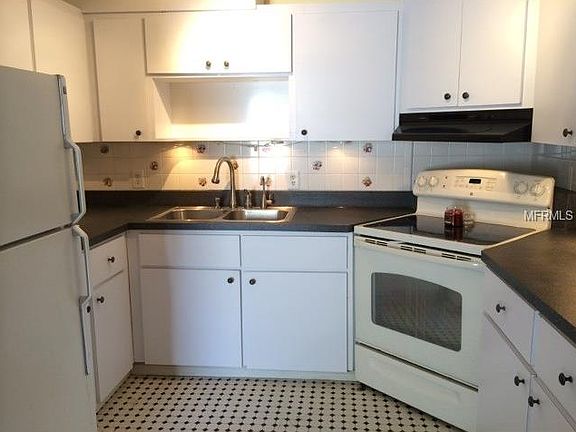 5th image of 2316 Derbyshire Ave