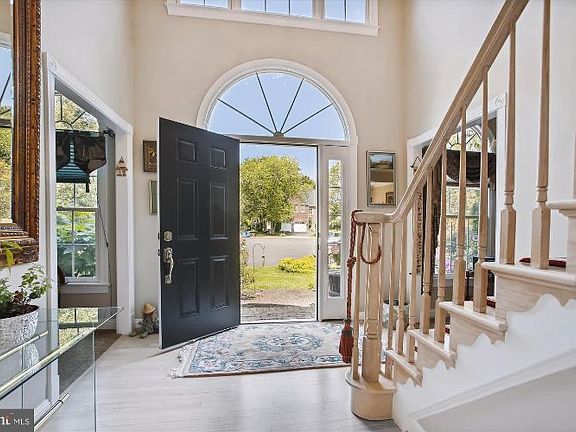 5th image of 8225 Madrillon Estates Dr