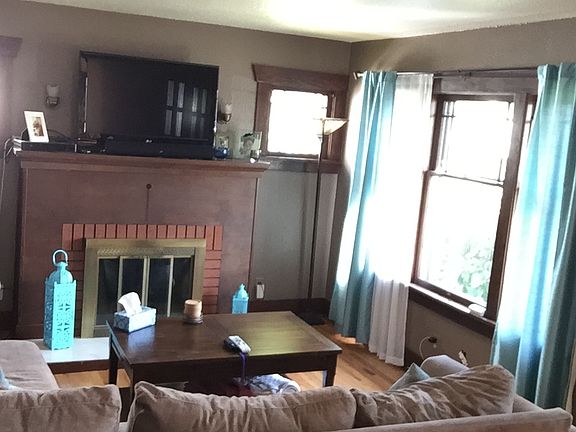 3rd image of 5206 S Thompson Ave