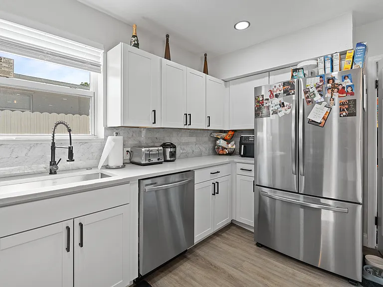 2820 SW 4th St — Photo 41