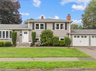 180 Manomet Ave, North Haven, CT 06473