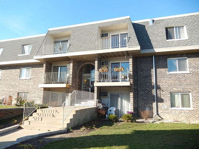 1st image of 876 Cider Ln APT 101
