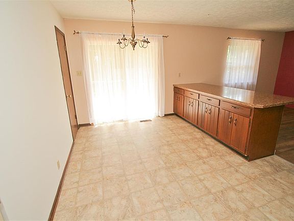 3rd image of 3309 Autumnwood Way