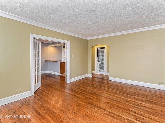 3rd image of 11 6th Ave APT 3b