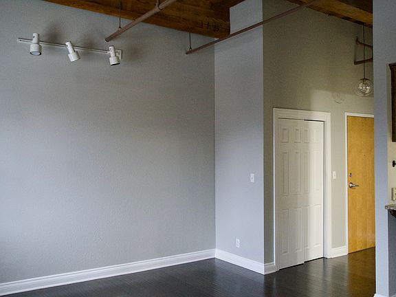 3rd image of 609 Central St APT 1406