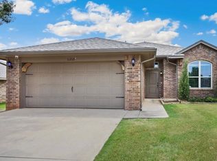 11212 NW 100th St, Yukon, OK 73099