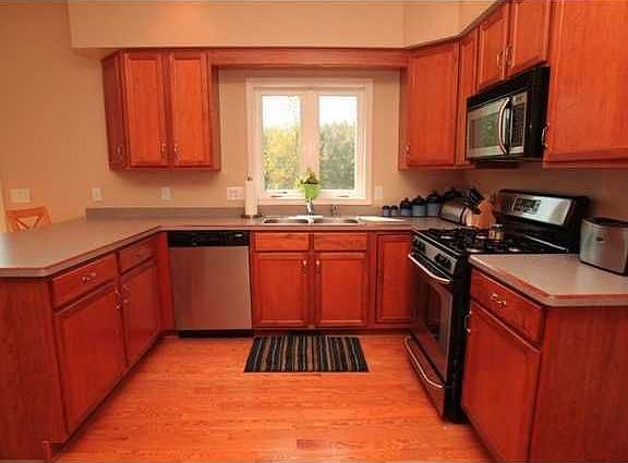 2nd image of 42 Parnell Dr