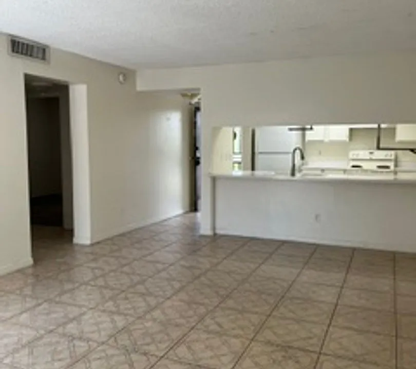 5820 N Church Ave #310
