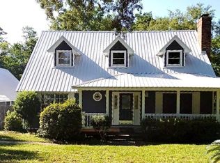 2816 Oak Ridge Dr, Gulf Breeze, FL 32563