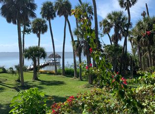 215 Holman Rd, Cape Canaveral, FL 32920
