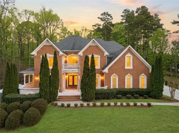 2650 Riverfront Dr, Snellville, GA 30039