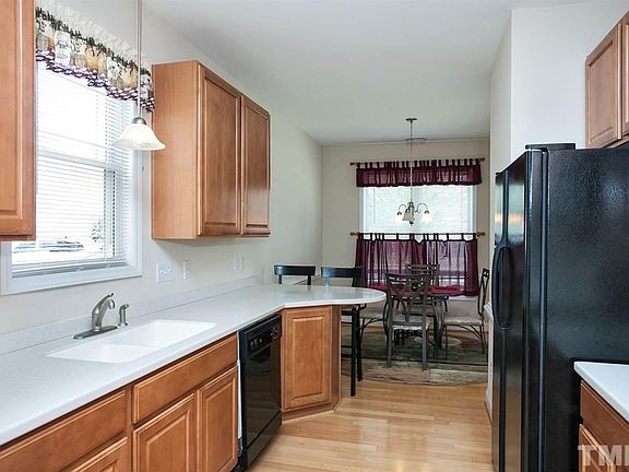 4th image of 3112 La Costa Way