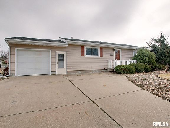 2nd image of 916 N 36th St