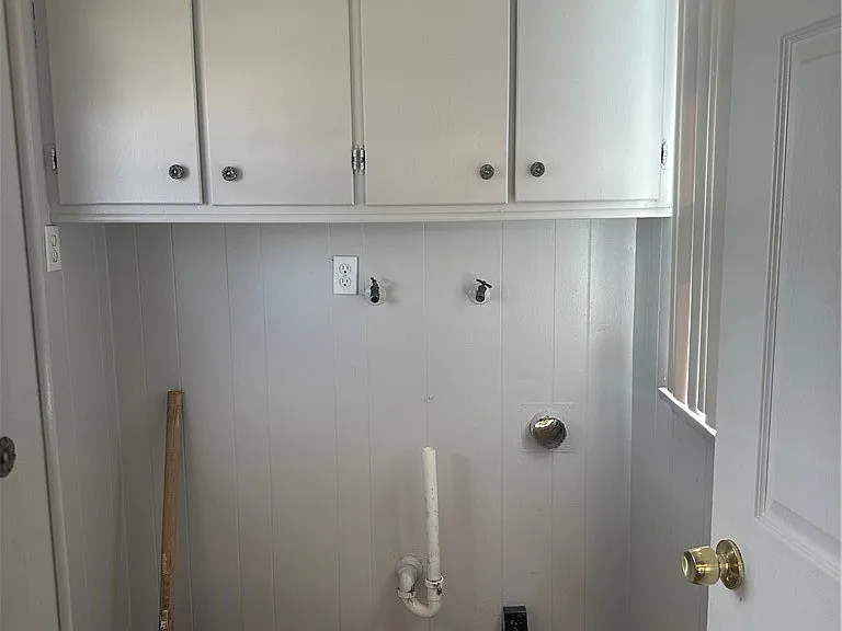 35214 Avenue C — Photo 13