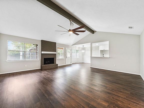 3rd image of 1919 Michele Dr