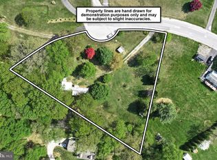 65 Potter Dr, Delta, PA 17314