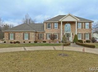 307 Woodmere Dr, Saint Charles, MO 63303