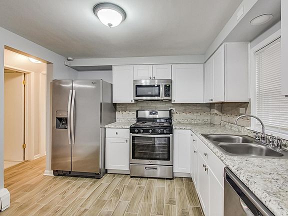 2nd image of 5151 W Agatite Ave #G