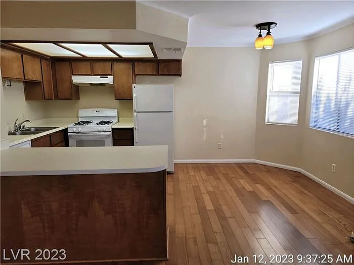 705 Rock Springs Dr #202 — Photo 5