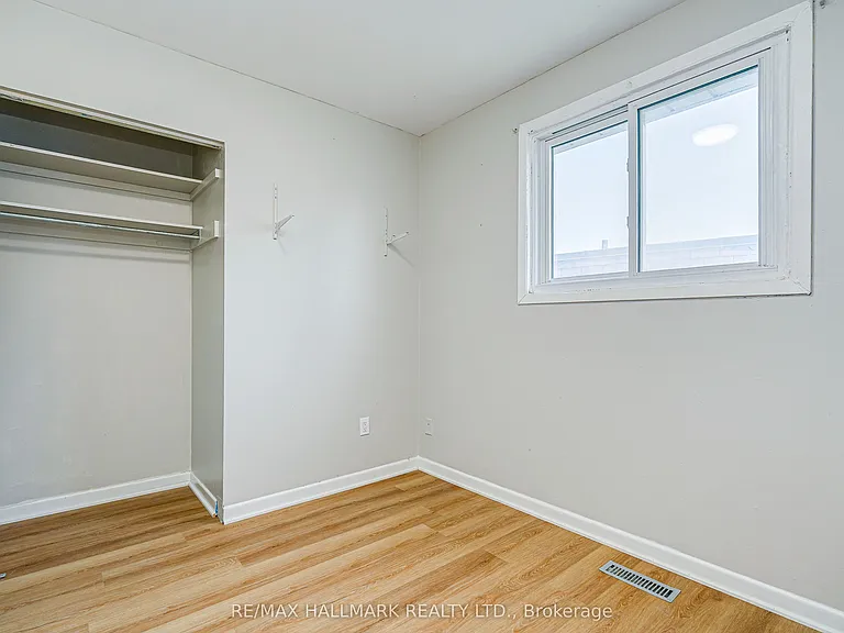 27 Keyworth Trl #UPPER — Photo 16
