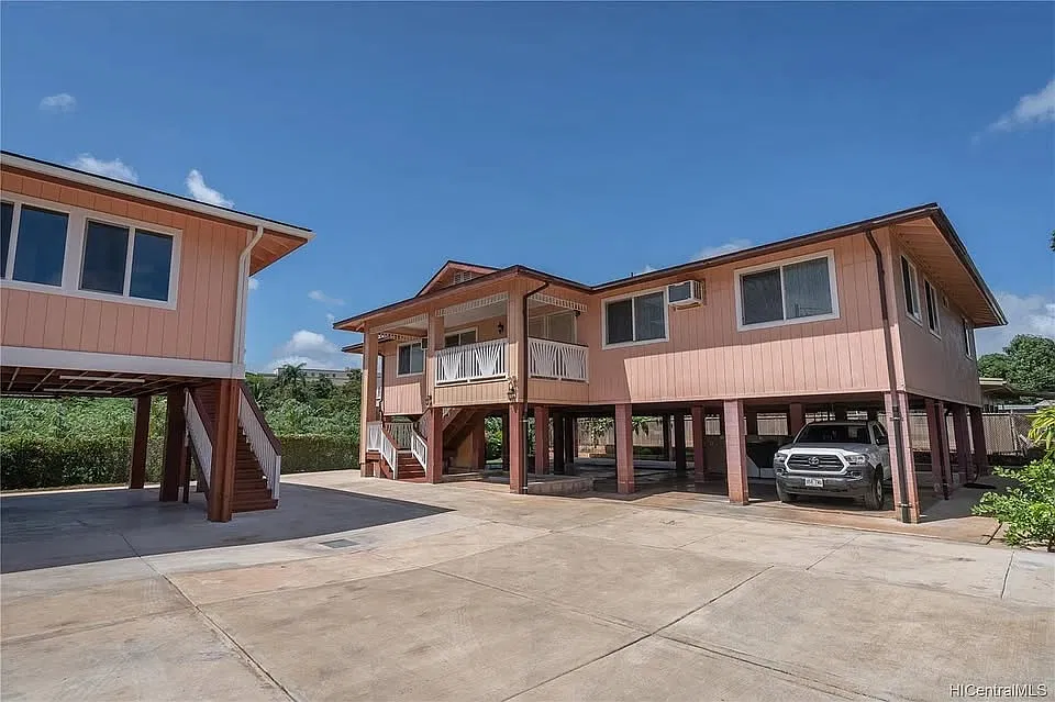 94-223 Makamaka Pl — Photo 1