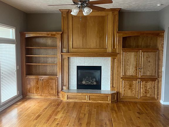 4th image of 2033 Stillwater Dr