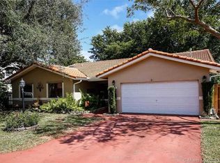 10555 SW 158th Pl, Miami, FL 33196