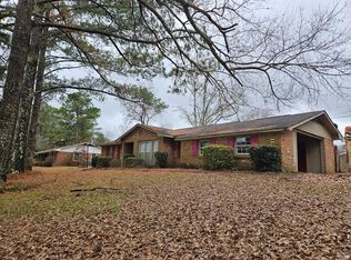 215 Crescent Rd, Aliceville, AL 35442
