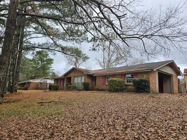 215 Crescent Rd, Aliceville, AL 35442
