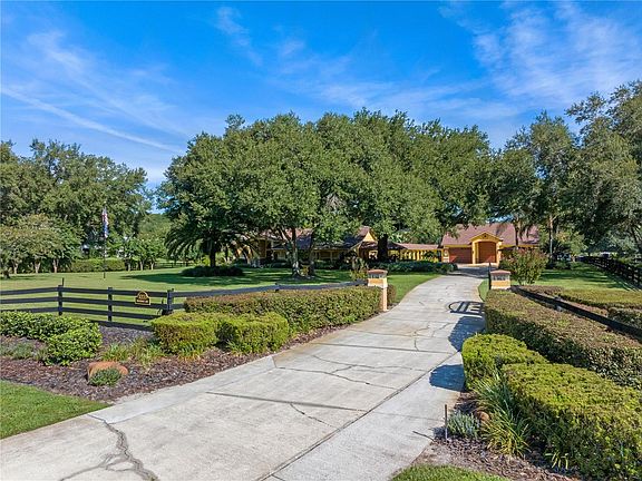 4th image of 32133 Wolf Branch Ln