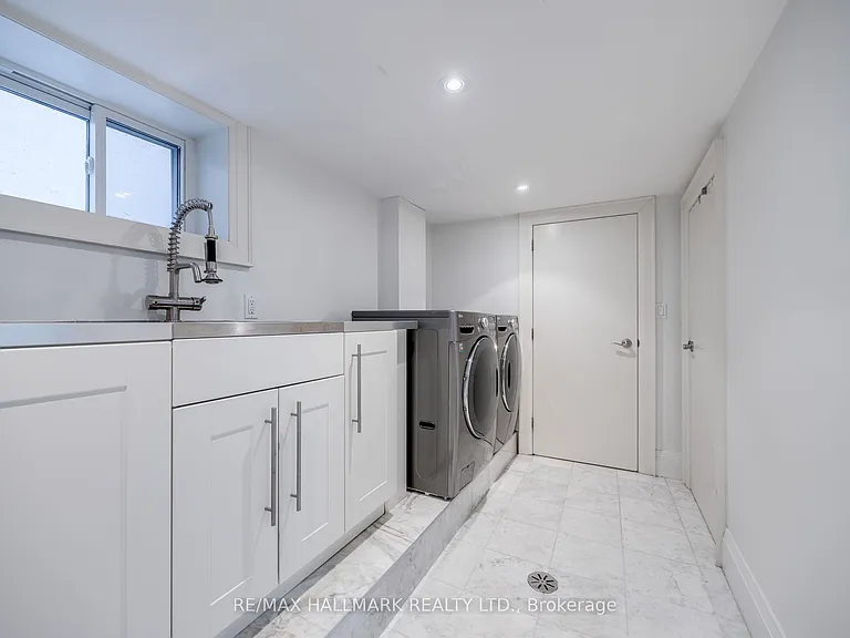 15 McNairn Ave — Photo 32