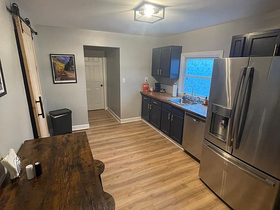 4th image of 1428 S Hancock St
