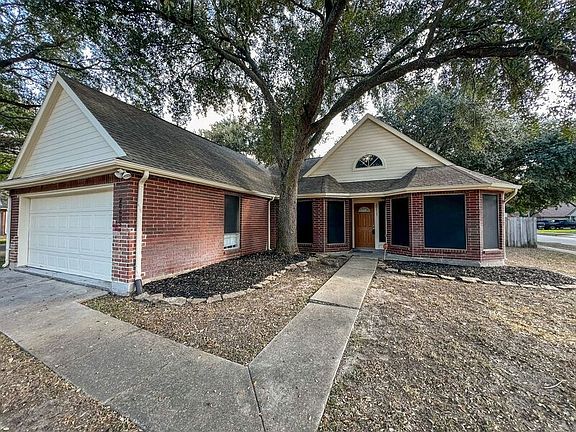 2nd image of 20623 Big Wells Dr