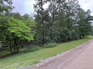 7038 Port Perry Dr, Perryville, MO 63775
