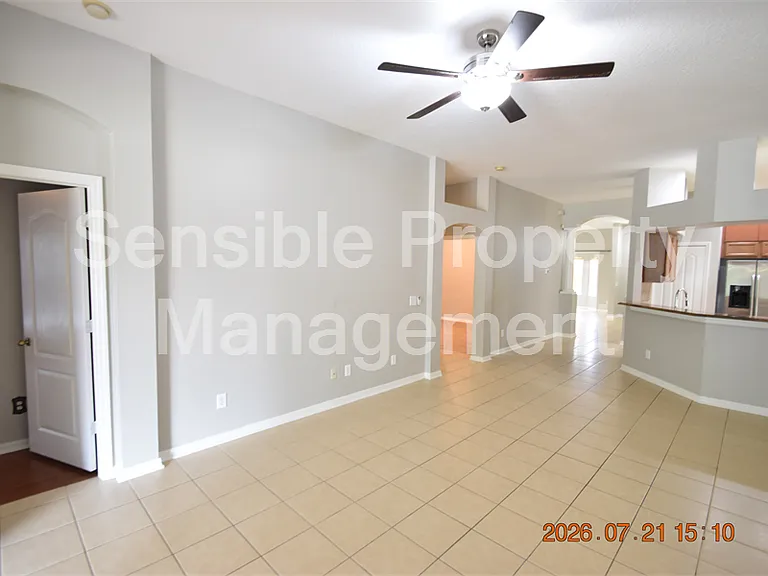 4033 Huntingdale Ct — Photo 12