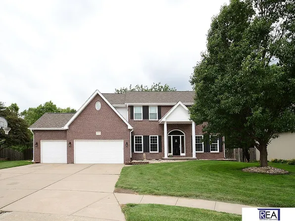 6024 S 166th Cir, Omaha, NE 68135