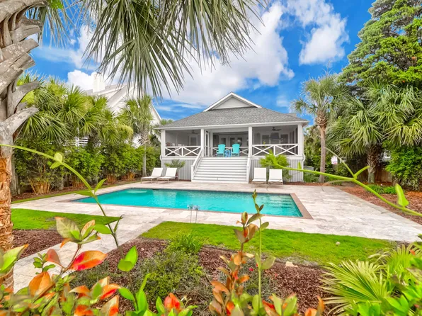 302 Charleston Blvd, Isle Of Palms, SC 29451