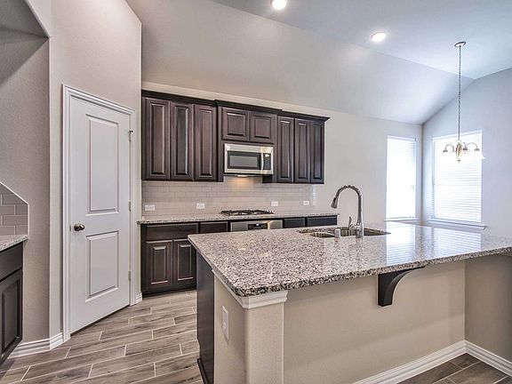 5th image of 23711 Daintree Pl