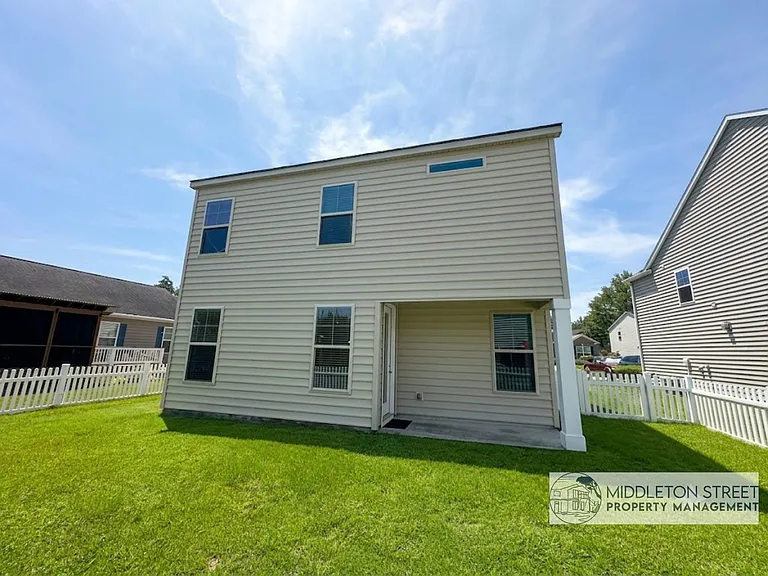 15 Beauregard Ct — Photo 35
